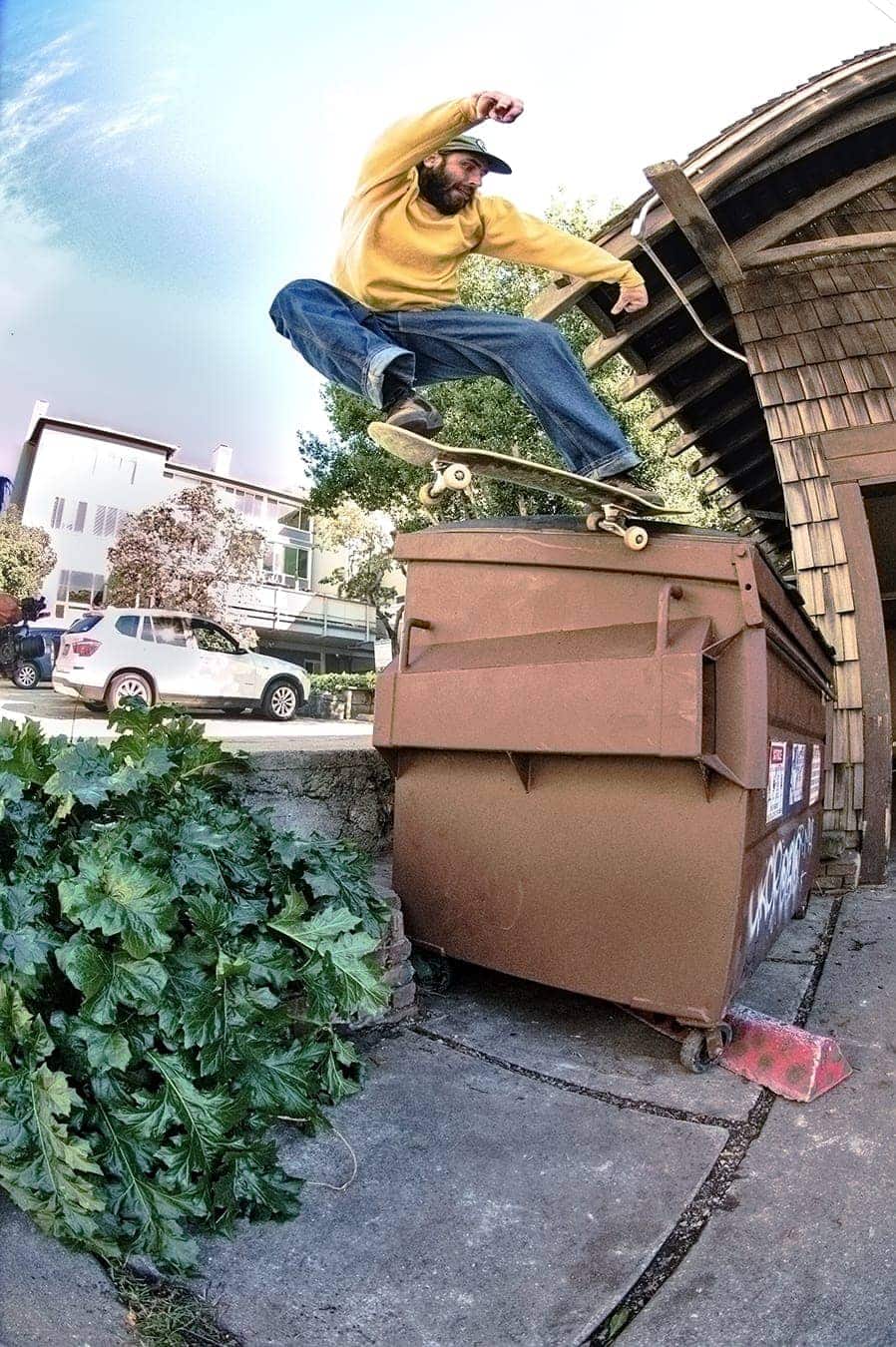 DJ Rosa - bump to dumpster crook, Berkeley. Photo: Chris Morgan. Appears in Skate Jawn Magazine, 2021.